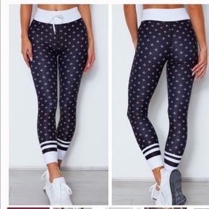 White Fox Boutique x Sarah’s Day Leggings (special edition)